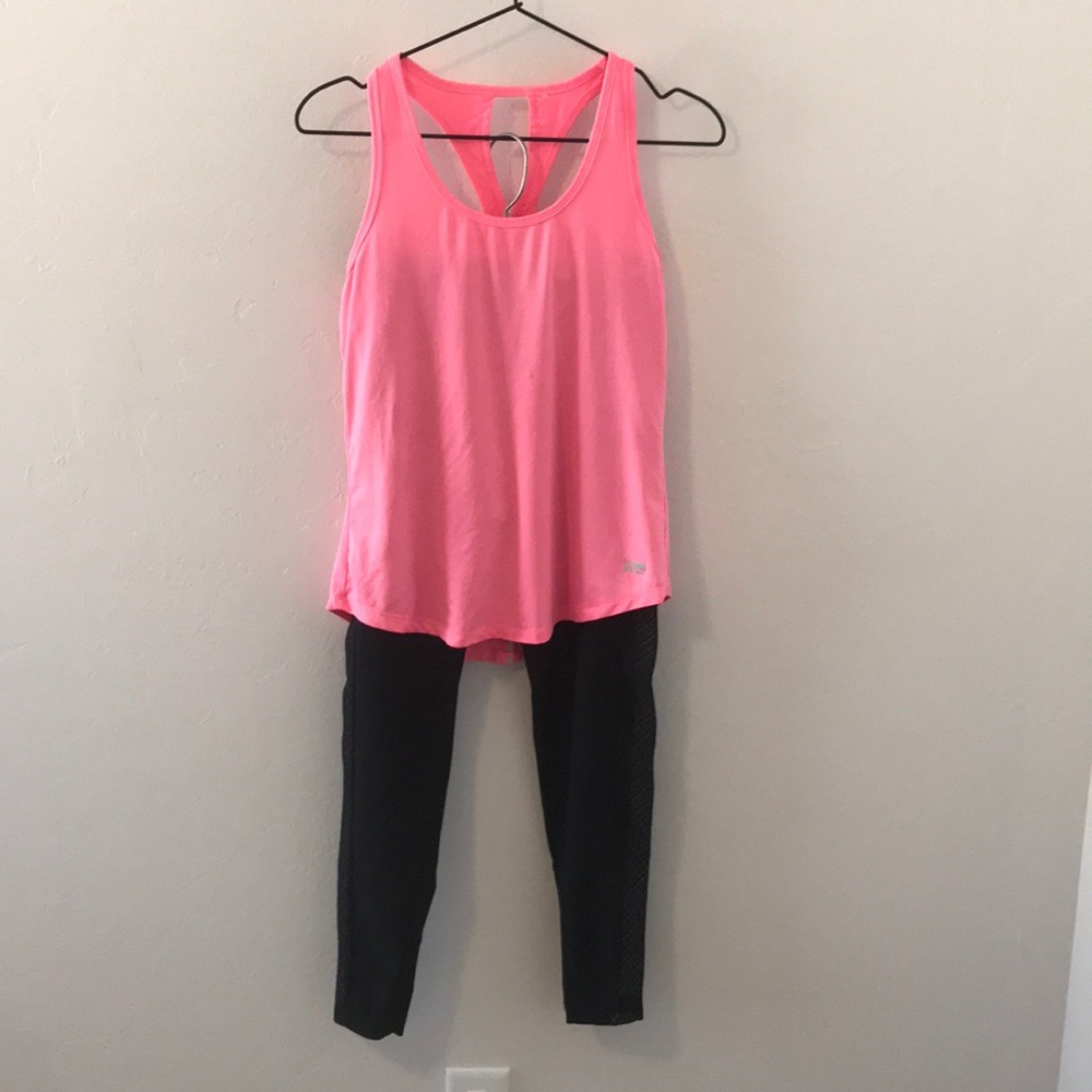Marika Top Bally bottoms workout set